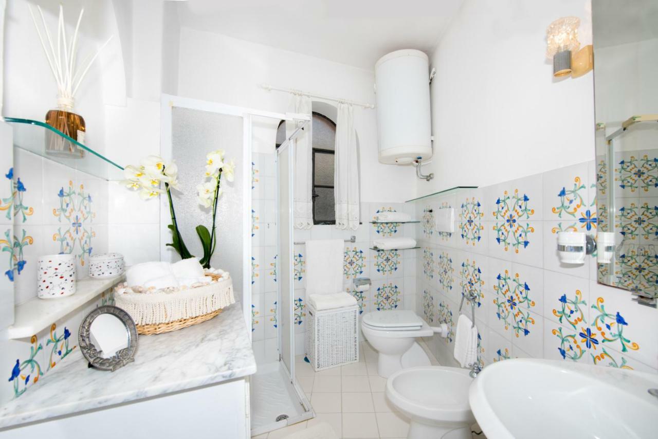 Proprieta Antonio 3 Unita Indipendenti Apartment Positano Bagian luar foto